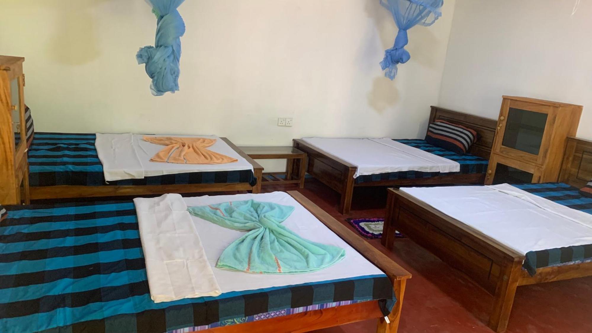 סיגירייה Sigiri Birds Hostel מראה חיצוני תמונה