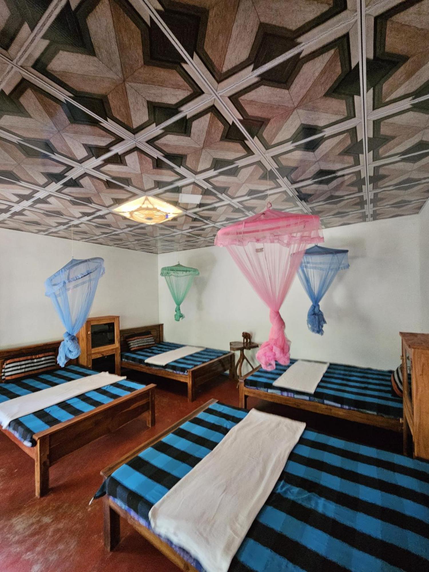 סיגירייה Sigiri Birds Hostel חדר תמונה